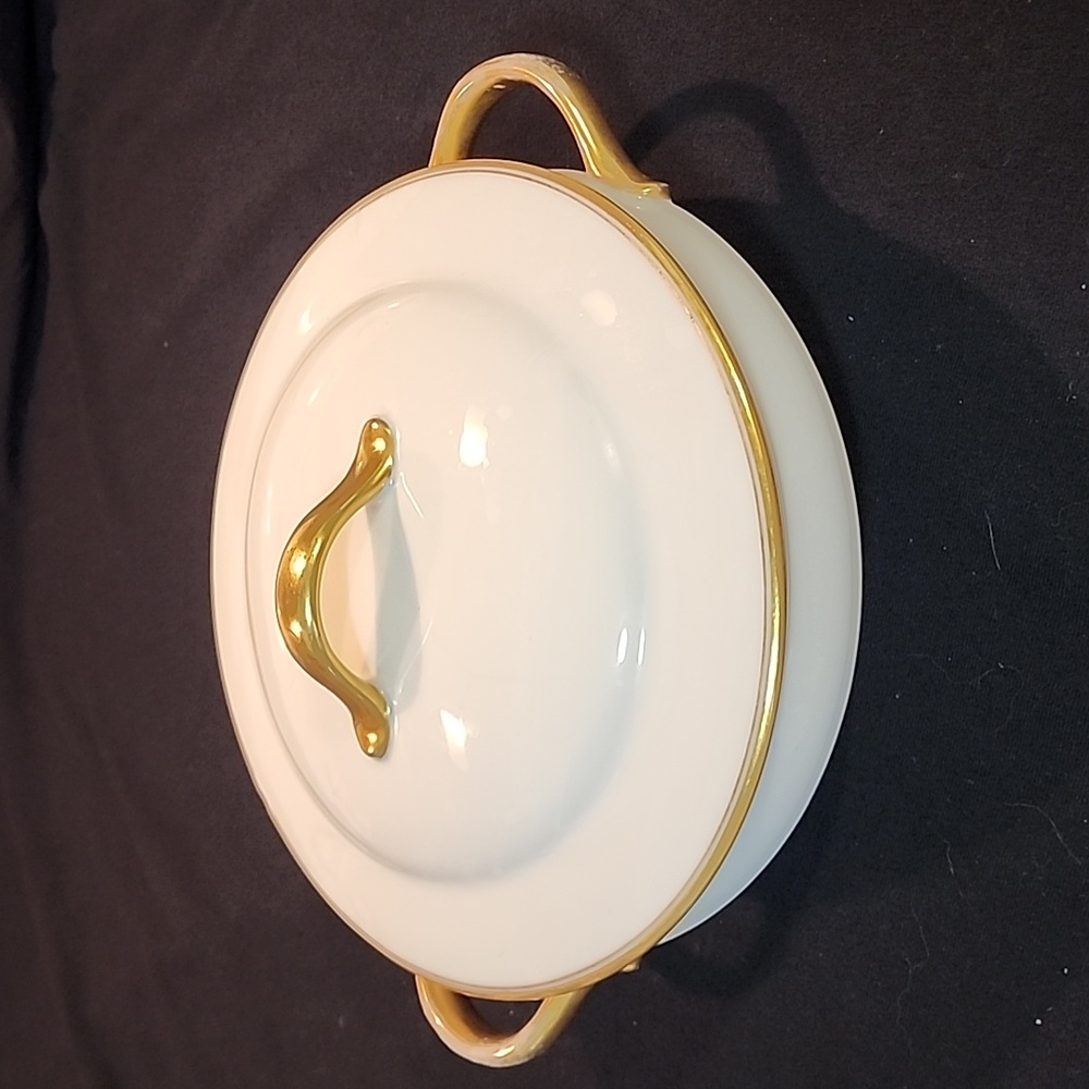 Wm Guerin & Co.France Limoges Casserole Dish